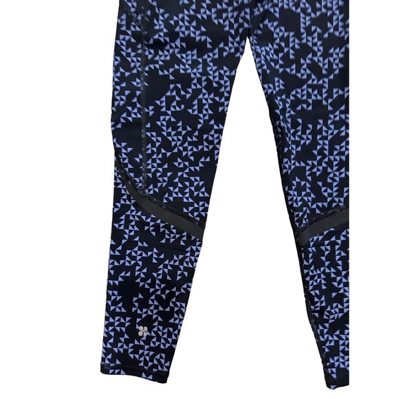 SWEATY BETTY Zero Gravity Blue Triangle Print 7/8 Length Leggings Size XS NEW - Picture 4 of 6